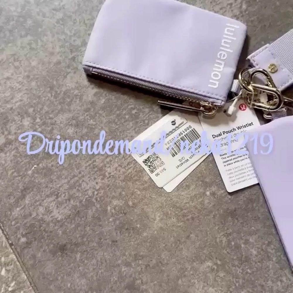 Lululemon Dual Pouch Wristlet- Lavender Frost/White - Picture 5 of 7